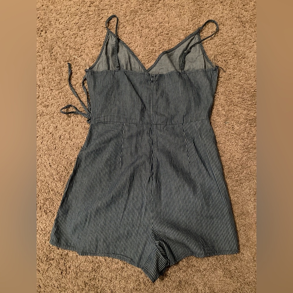 Blashe Blue & White Striped Romper. Size Medium. - Picture 9 of 9